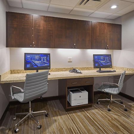 Hampton Inn & Suites Roseburg Ngoại thất bức ảnh