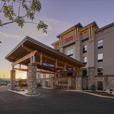 Hampton Inn & Suites Roseburg Ngoại thất bức ảnh