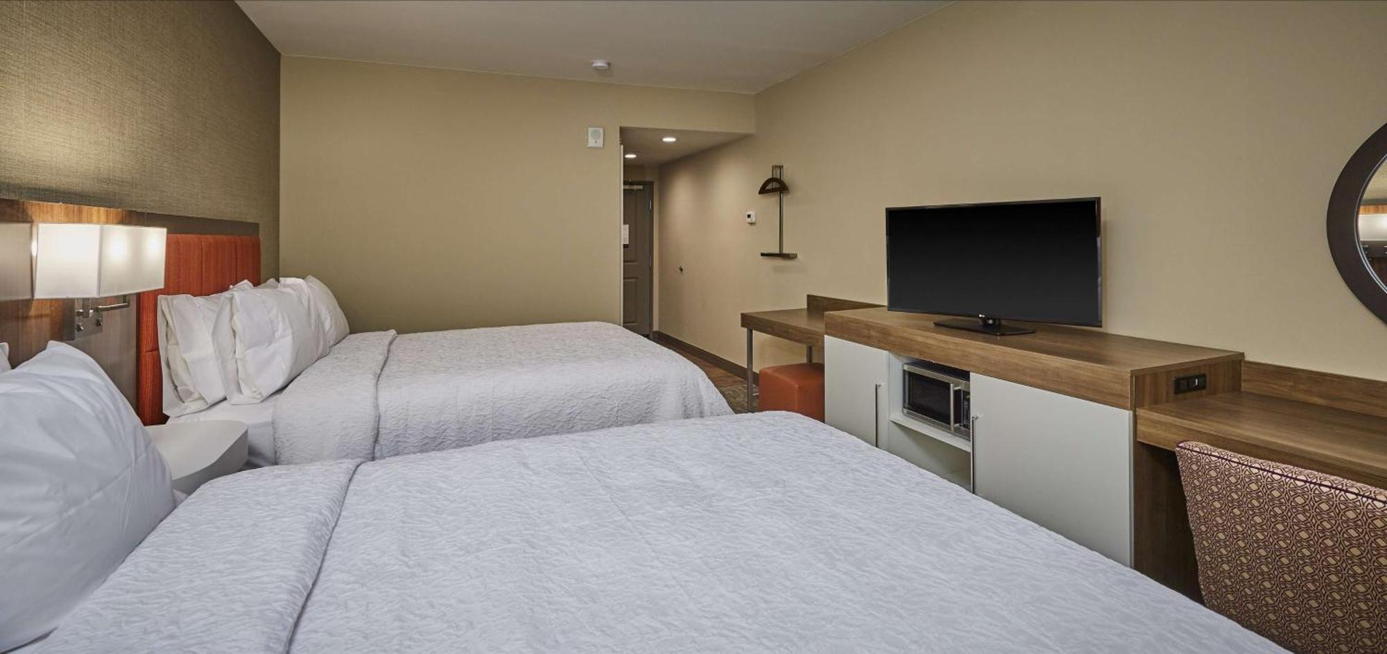 Hampton Inn & Suites Roseburg Ngoại thất bức ảnh