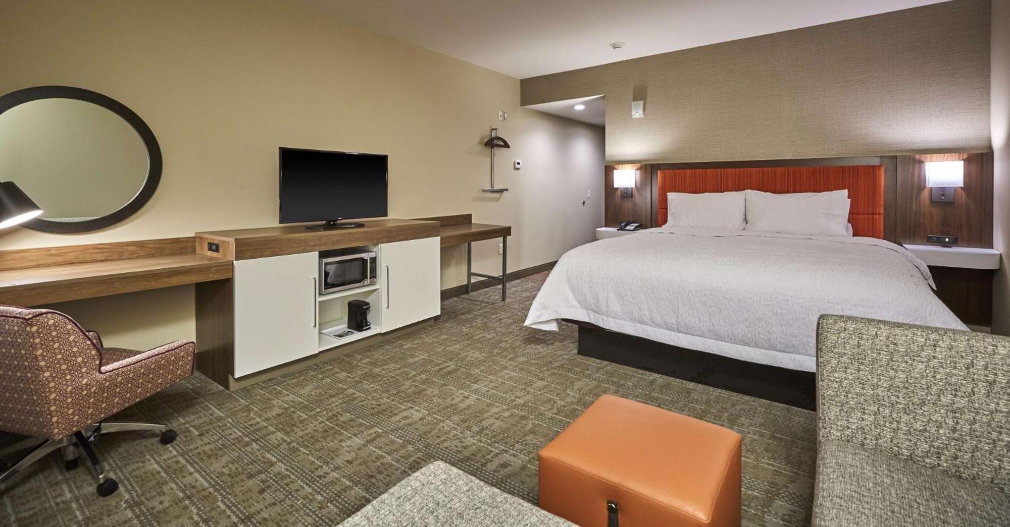 Hampton Inn & Suites Roseburg Ngoại thất bức ảnh