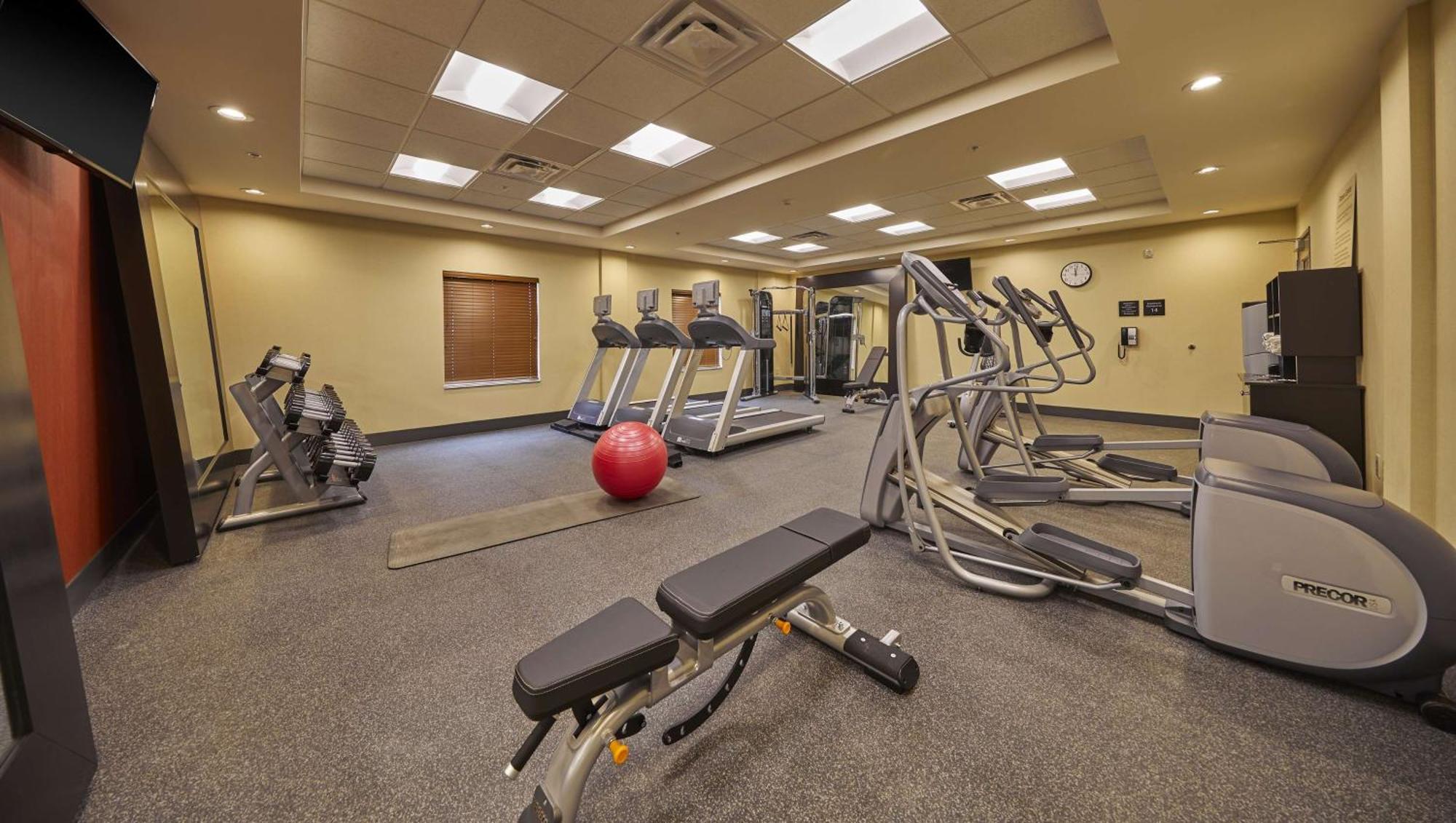 Hampton Inn & Suites Roseburg Ngoại thất bức ảnh