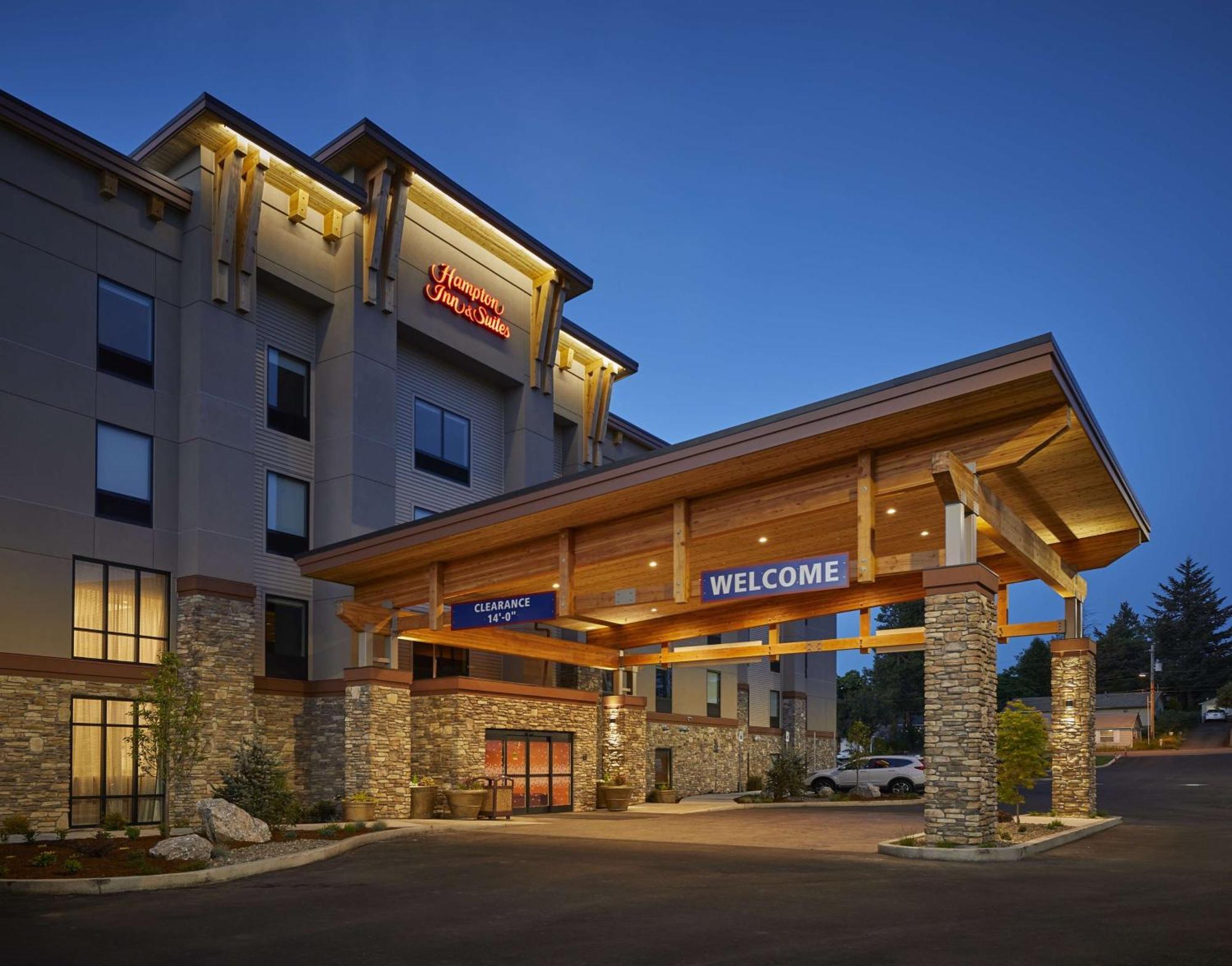Hampton Inn & Suites Roseburg Ngoại thất bức ảnh